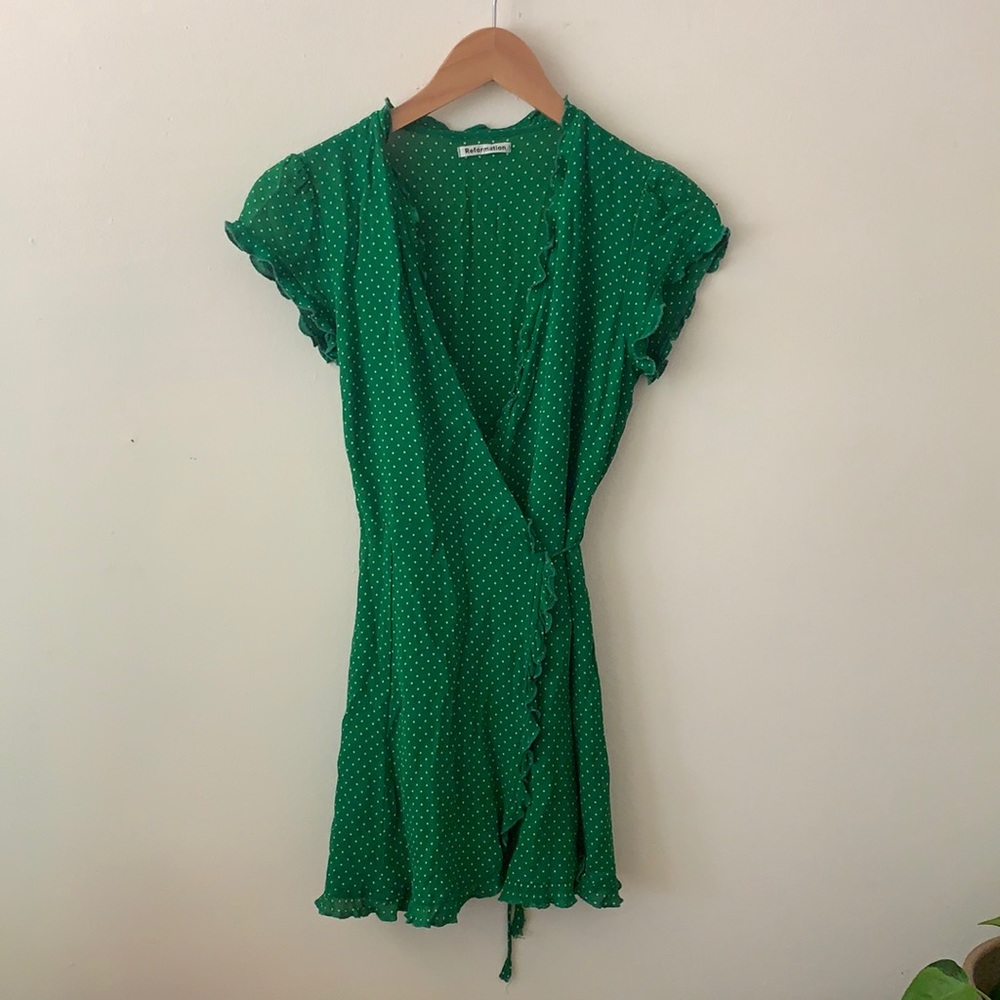 Reformation green & white polka dot wrap dress ☘️